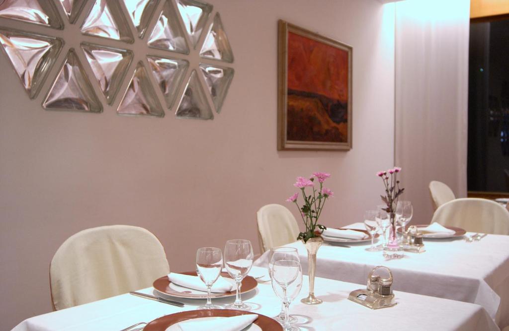 Hotel Piccolo Mondo Torbole Sul Garda Exterior photo